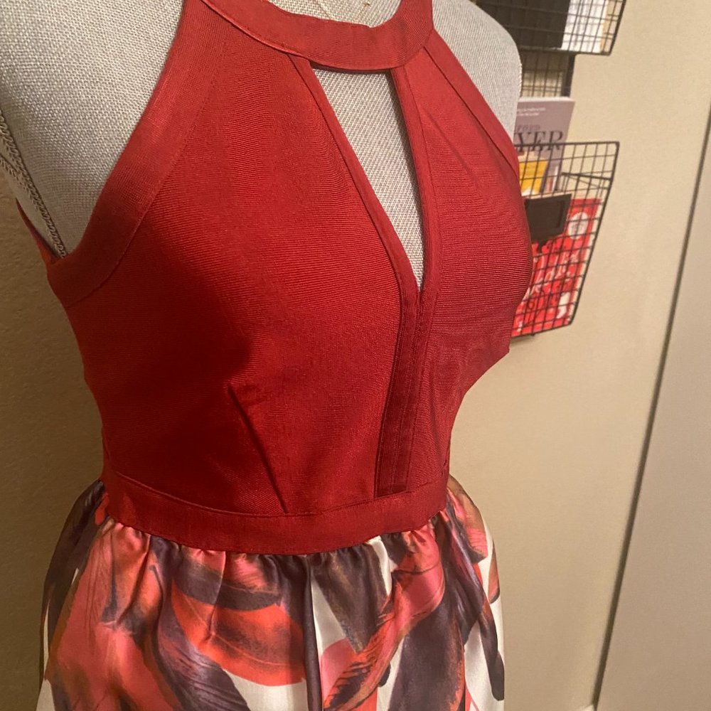 high-to-low dress - Picture 2 of 8